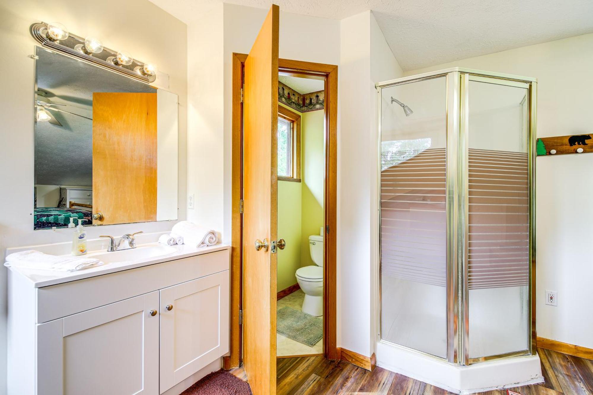 Pet-Friendly Sevierville Rental With Private Hot Tub Exterior photo